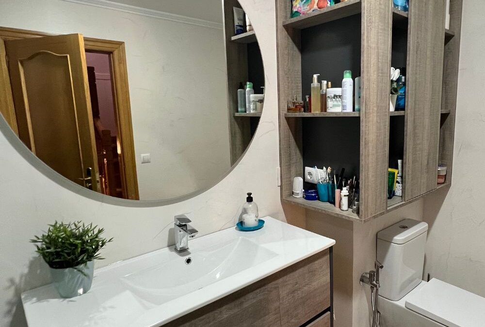 Baño Pilar (San Adrián)